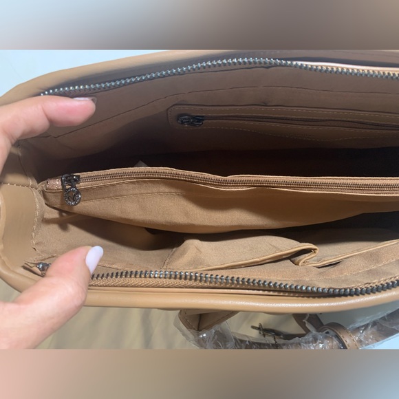 Valentino Orlandi Taupe Quilted Tote Bag w/ Matching Wristlet Wallet NWT - Picture 10 of 11